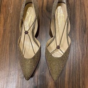 PARTY READY - Sparkly Gold Pumps